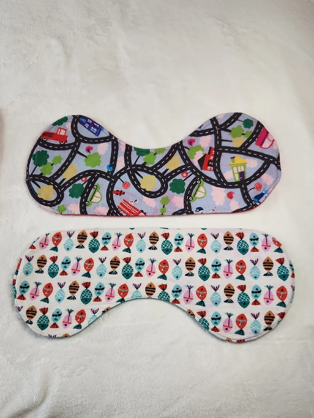 Set of 6 Baby Burp Cloths / Bibs - Soft Flannel Reversable.